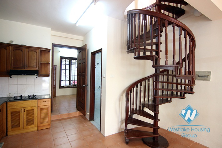 Large 4 bedrooms villa for rent in Tay Ho district